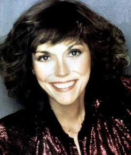 KAREN CARPENTER - My body keeps...